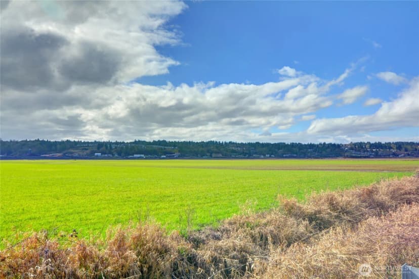 Property photo for 6910 Marsh Road, Snohomish
