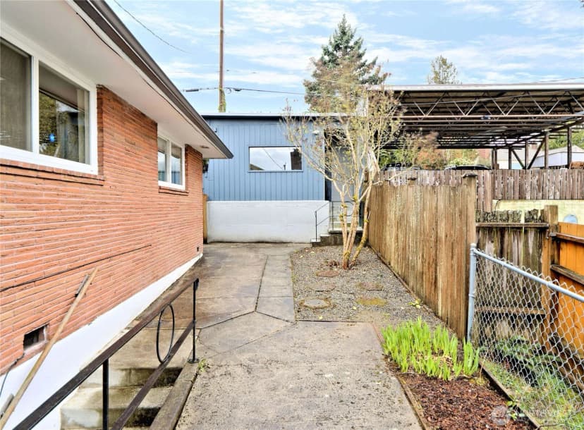 Property photo for 11027 Auburn Avenue S, Seattle photo 31
