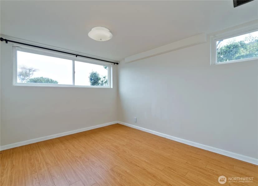 Property photo for 11027 Auburn Avenue S, Seattle photo 23