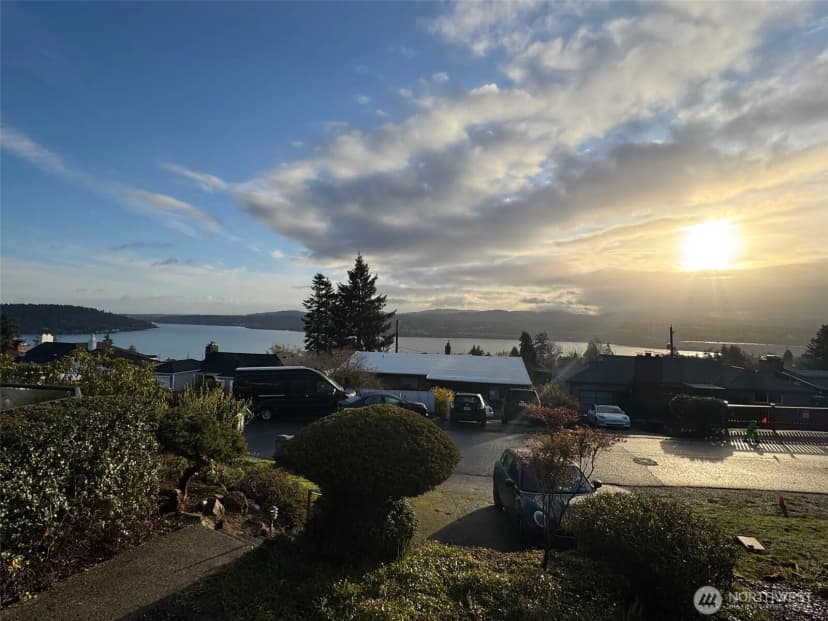 Property photo for 11027 Auburn Avenue S, Seattle photo 27