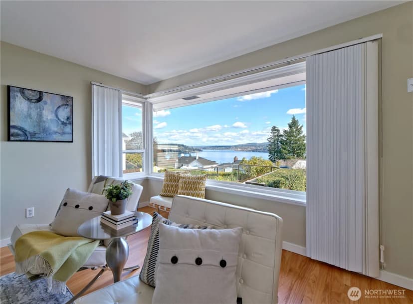 Property photo for 11027 Auburn Avenue S, Seattle photo 6