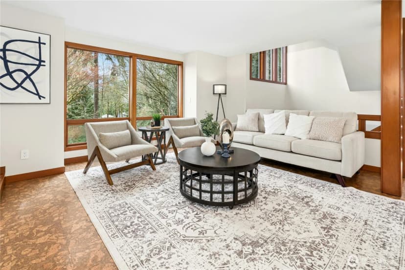 Property photo for 373 Mount Defiance Circle Sw, Issaquah photo 6
