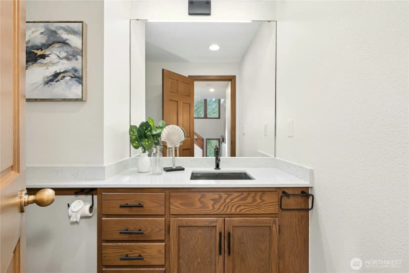 Property photo for 373 Mount Defiance Circle Sw, Issaquah photo 16