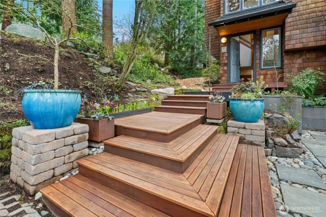 Property photo for 373 Mount Defiance Circle Sw, Issaquah photo 3