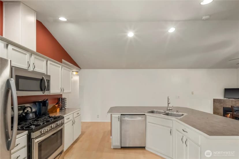 Property photo for 10405 Olympic Place, Anderson Island photo 6