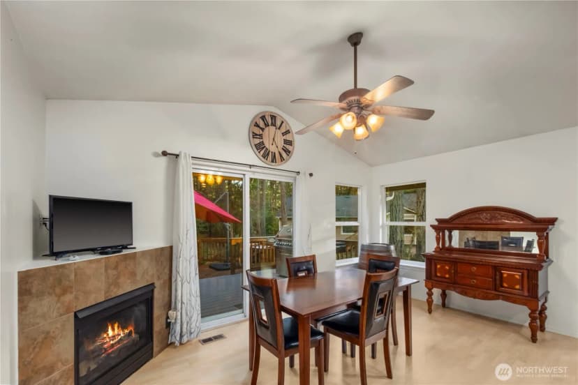 Property photo for 10405 Olympic Place, Anderson Island photo 9