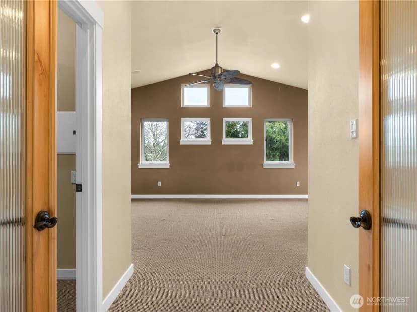 Property photo for 31102 J Place, Ocean Park photo 22
