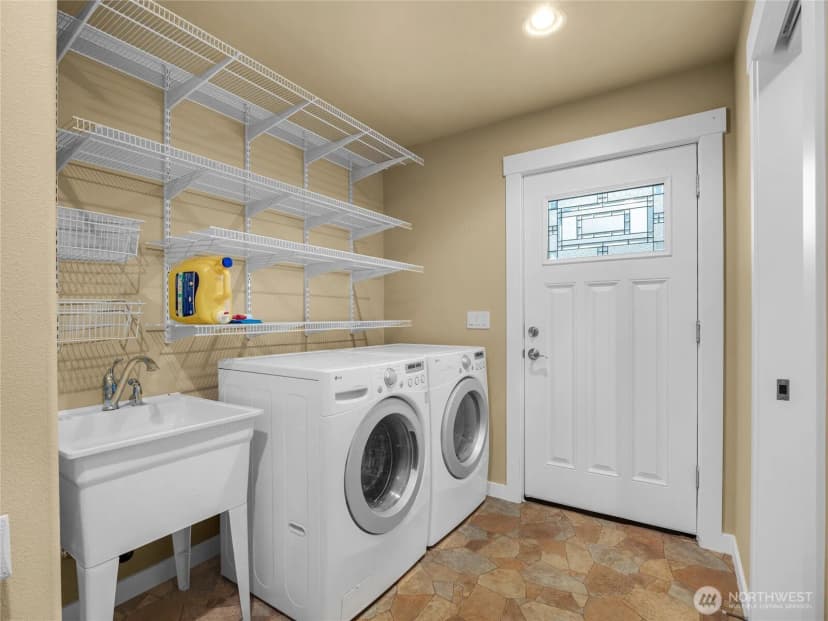 Property photo for 31102 J Place, Ocean Park photo 35