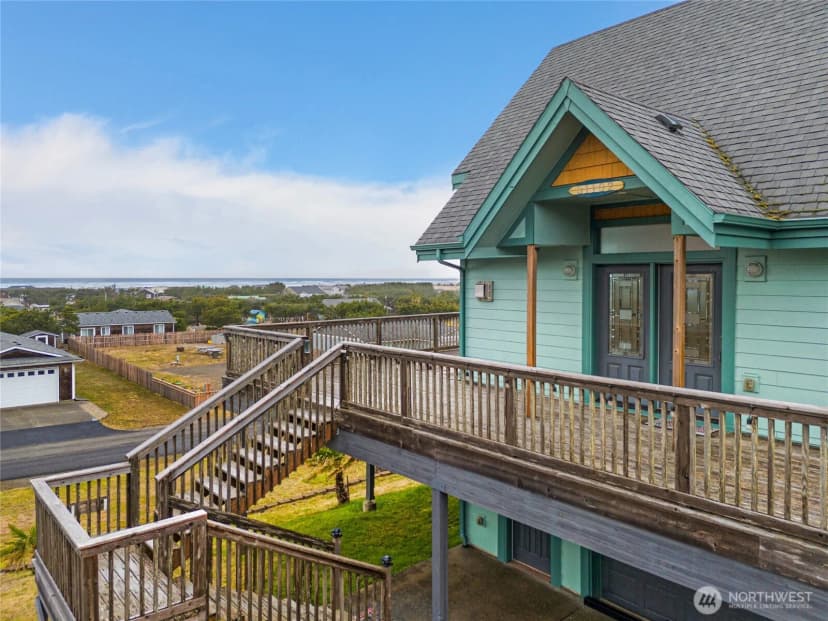 Property photo for 31102 J Place, Ocean Park photo 6