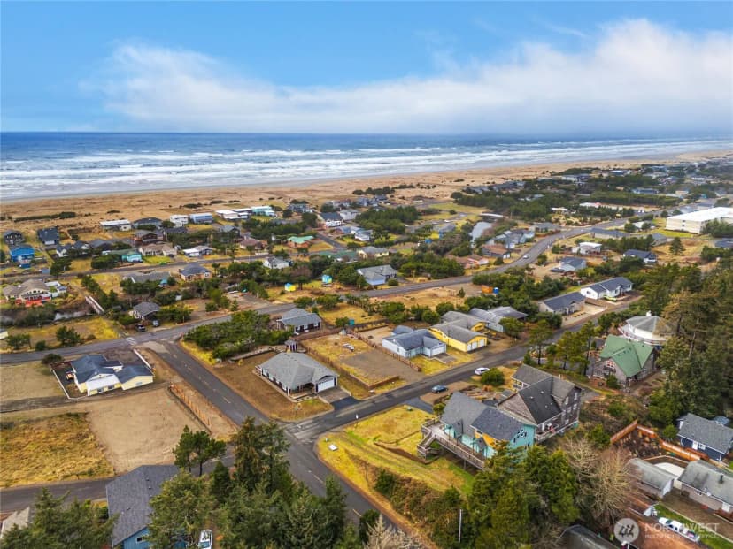 Property photo for 31102 J Place, Ocean Park photo 10