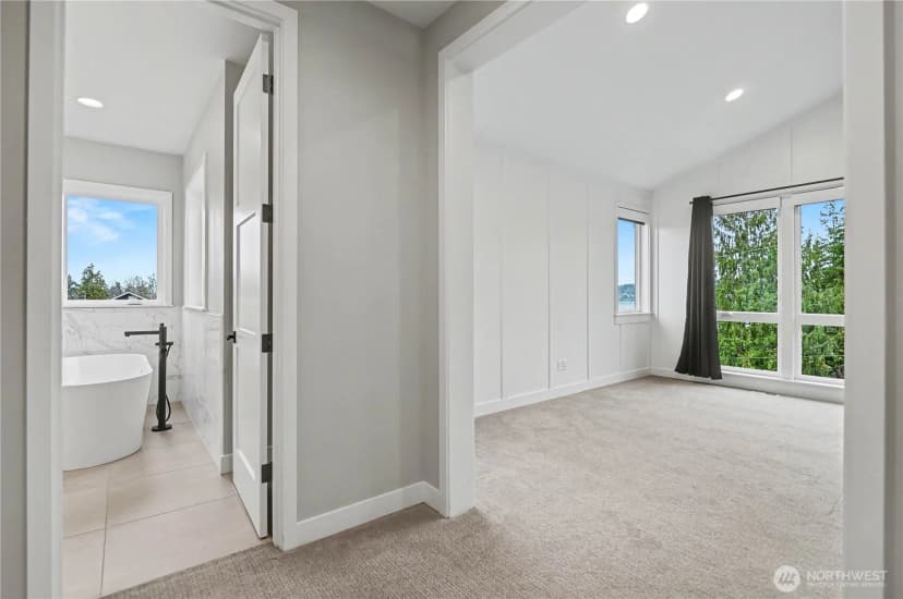 Property photo for 4615 52nd Avenue S, Seattle photo 28