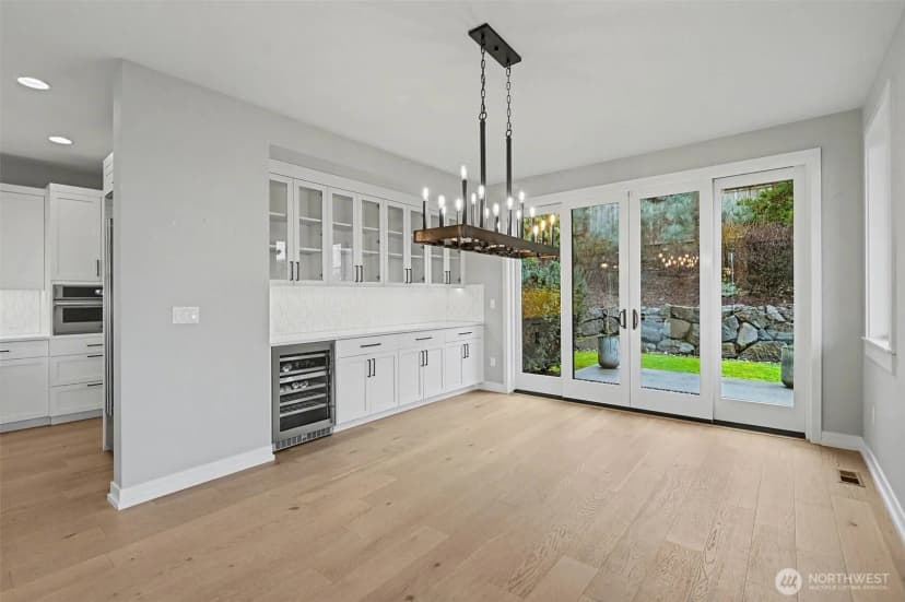 Property photo for 4615 52nd Avenue S, Seattle photo 9