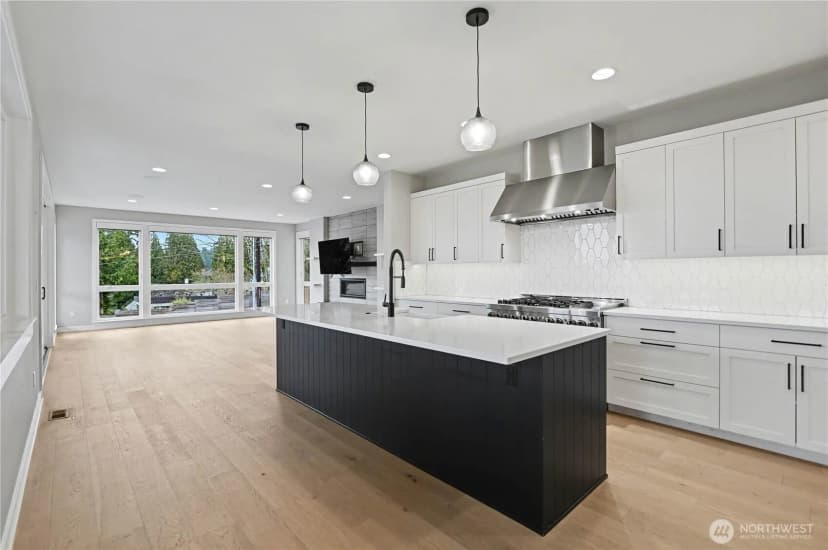 Property photo for 4615 52nd Avenue S, Seattle photo 10