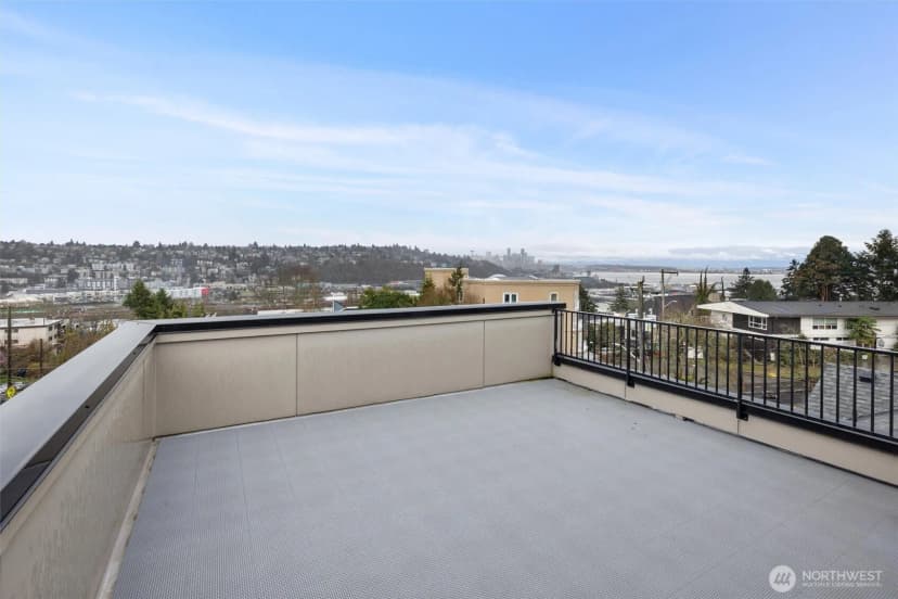 Property photo for 2409 W Boston Street #a, Seattle photo 32
