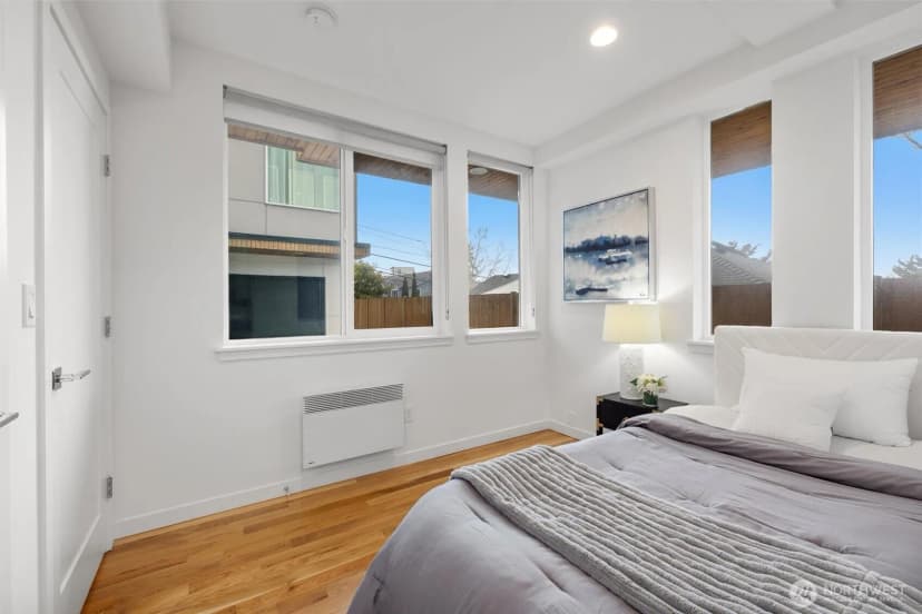 Property photo for 2409 W Boston Street #a, Seattle photo 18