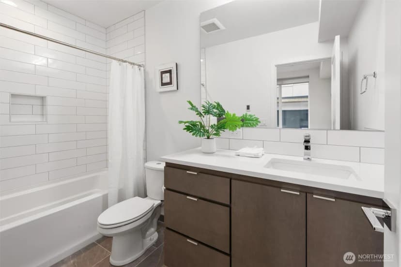 Property photo for 2409 W Boston Street #a, Seattle photo 19