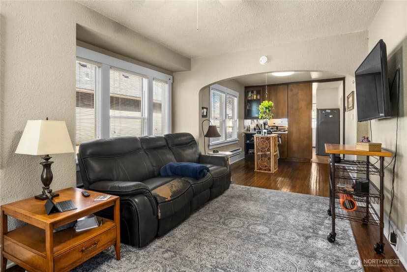 Property photo for 4509 Pacific Avenue, Tacoma photo 9