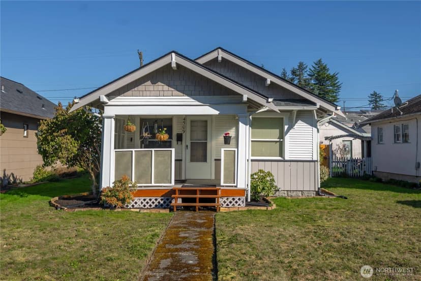 Property photo for 4509 Pacific Avenue, Tacoma photo 2