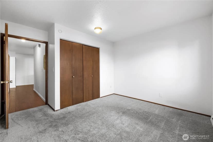 Property photo for 22508 6th Avenue S #1, Des Moines photo 16