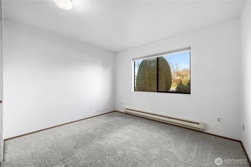 Property photo for 22508 6th Avenue S #1, Des Moines photo 17