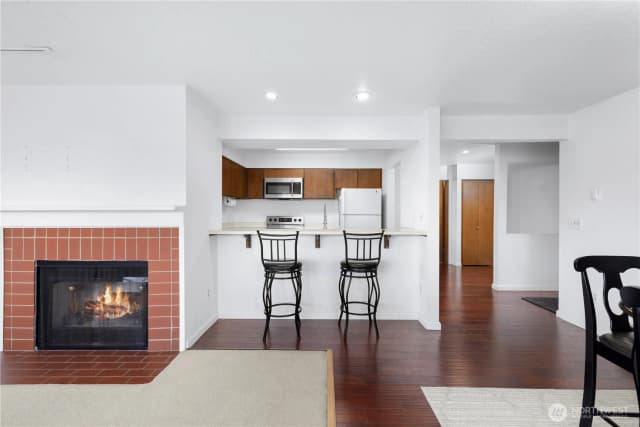 Property photo for 22508 6th Avenue S #1, Des Moines photo 4