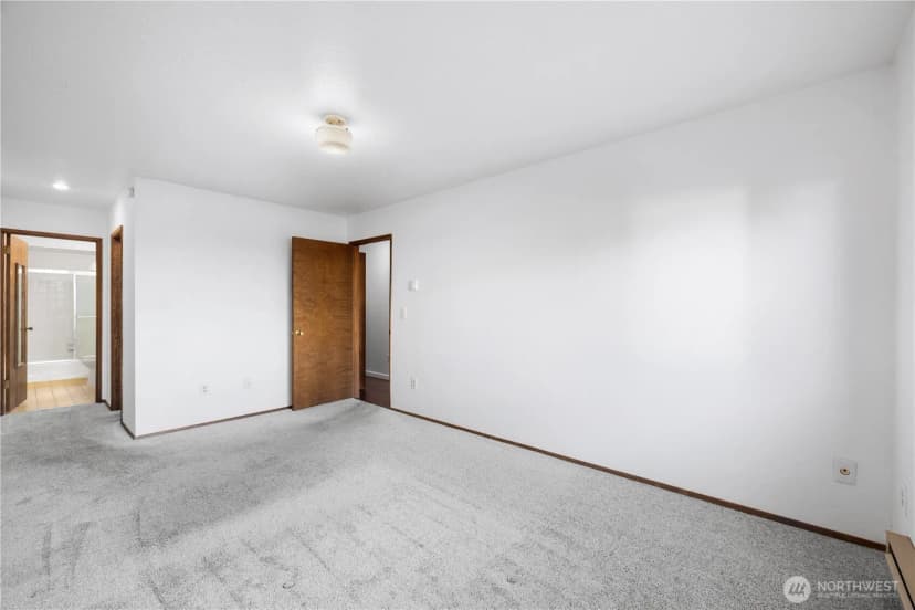 Property photo for 22508 6th Avenue S #1, Des Moines photo 13