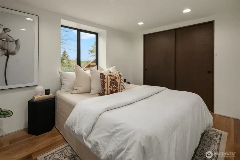 Property photo for 5010 Ne 52nd Street, Seattle photo 25