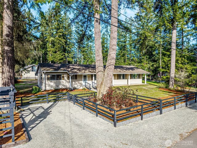 Property photo for 18056 Se 317th Street, Auburn photo 2