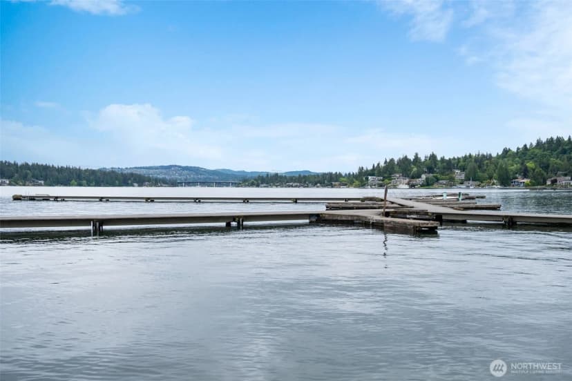 Property photo for 73 Xx Se 38th Street, Mercer Island photo 12