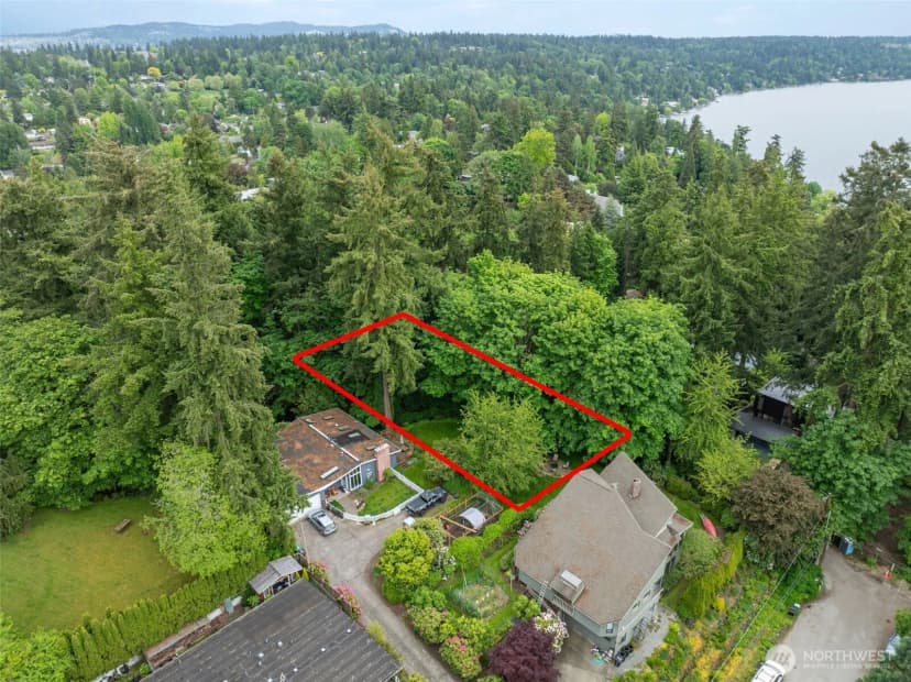 Property photo for 73 Xx Se 38th Street, Mercer Island photo 7