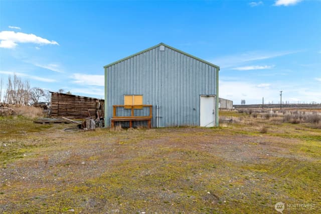 Property photo for 5099 E Road Nw, Ephrata photo 2