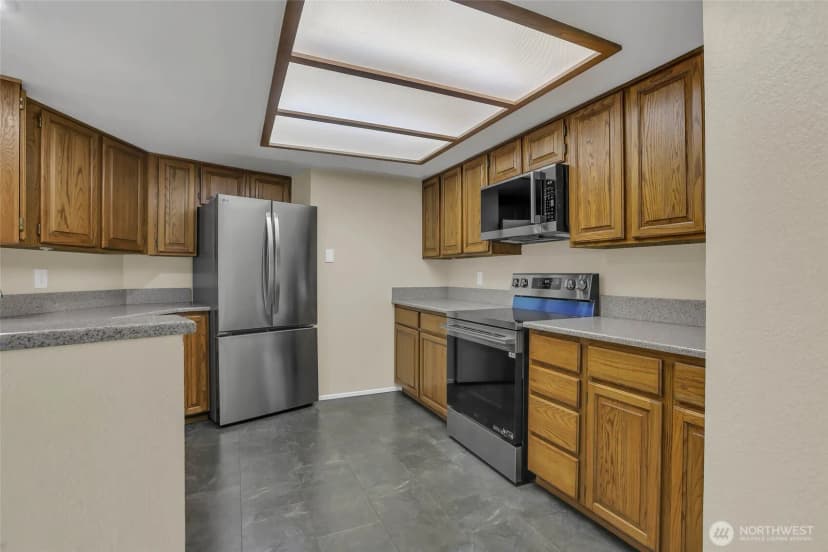 Property photo for 5000 California Avenue Sw #406, Seattle photo 12