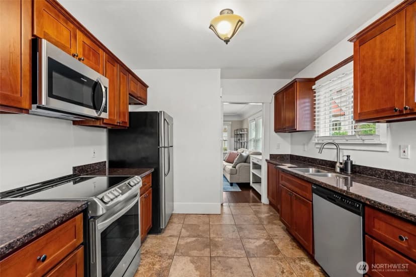 Property photo for 1210 S 45th Street S, Tacoma photo 14