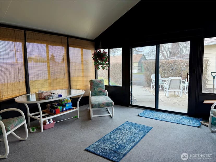 Property photo for 715 Se Pope Avenue, Wilbur photo 16