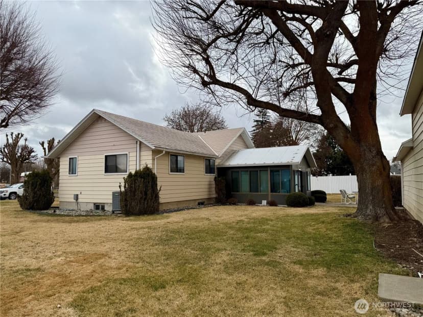 Property photo for 715 Se Pope Avenue, Wilbur photo 33