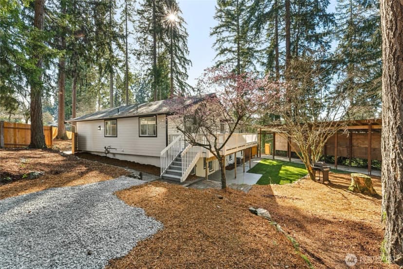 Property photo for 8501 121st Street E, Puyallup photo 22