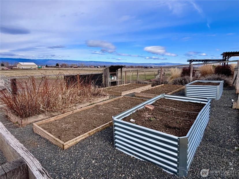 Property photo for 520 Blazing Sky Lane, Ellensburg photo 35