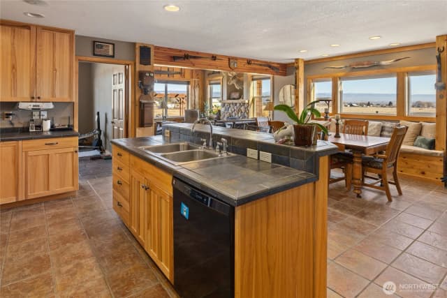 Property photo for 520 Blazing Sky Lane, Ellensburg photo 3