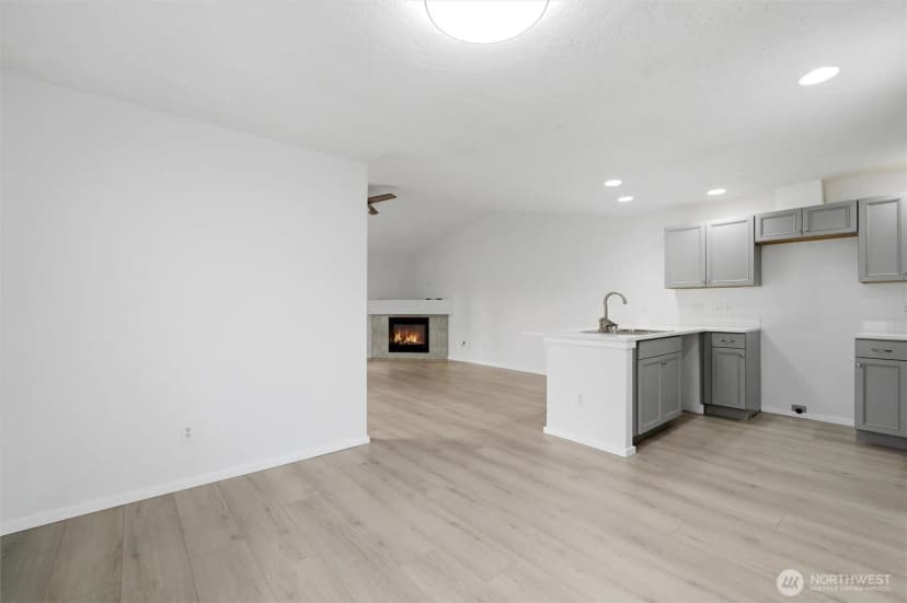 Property photo for 218 Sun Willows Boulevard, Pasco photo 9