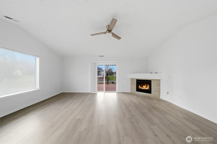 Property photo for 218 Sun Willows Boulevard, Pasco photo 12