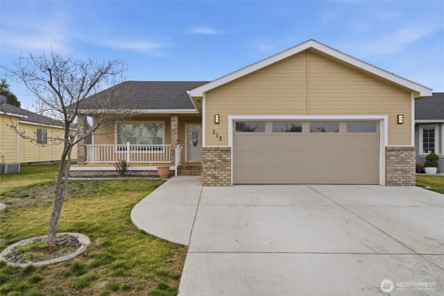 Property photo for 218 Sun Willows Boulevard, Pasco
