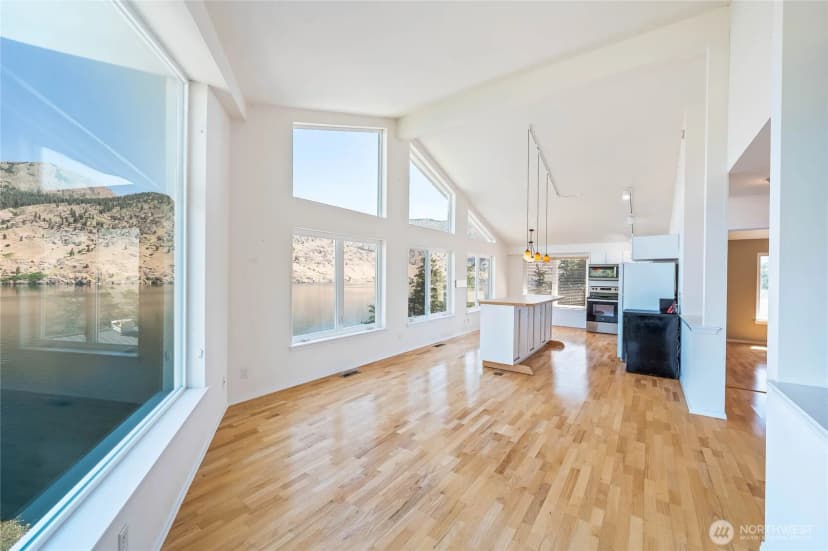Property photo for 20000 S Lakeshore Road, Chelan photo 28