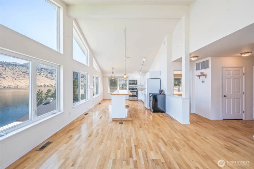 Property photo for 20000 S Lakeshore Road, Chelan photo 29