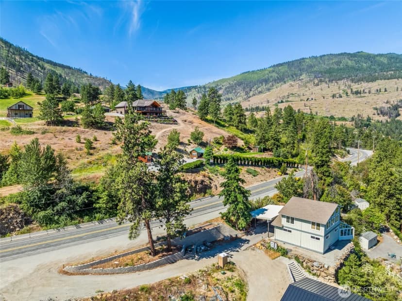 Property photo for 20000 S Lakeshore Road, Chelan photo 2