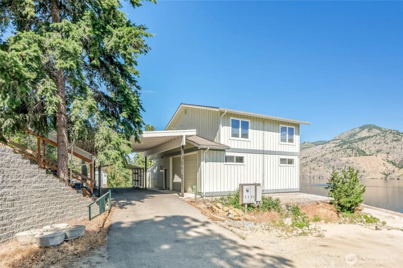 Property photo for 20000 S Lakeshore Road, Chelan photo 4