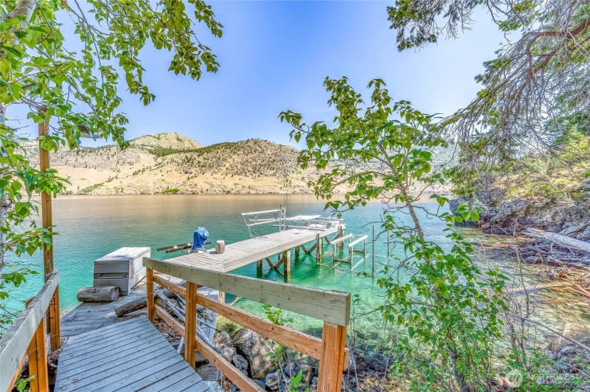 Property photo for 20000 S Lakeshore Road, Chelan photo 11