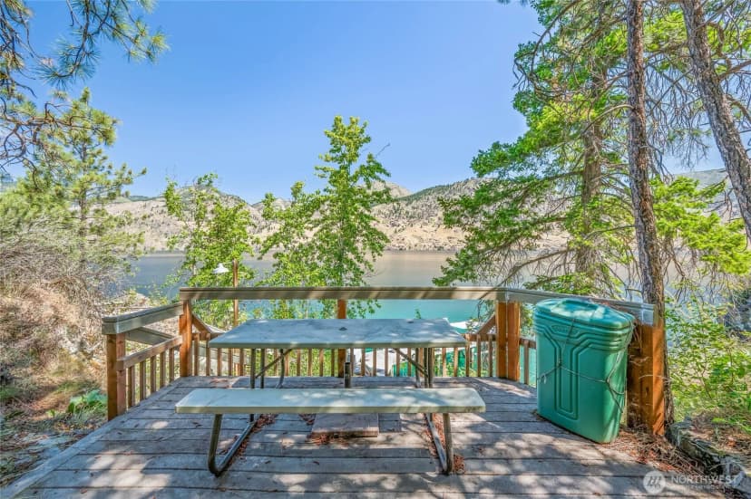 Property photo for 20000 S Lakeshore Road, Chelan photo 10
