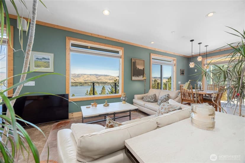 Property photo for 31 Cougar Crossing Lane, Chelan photo 8