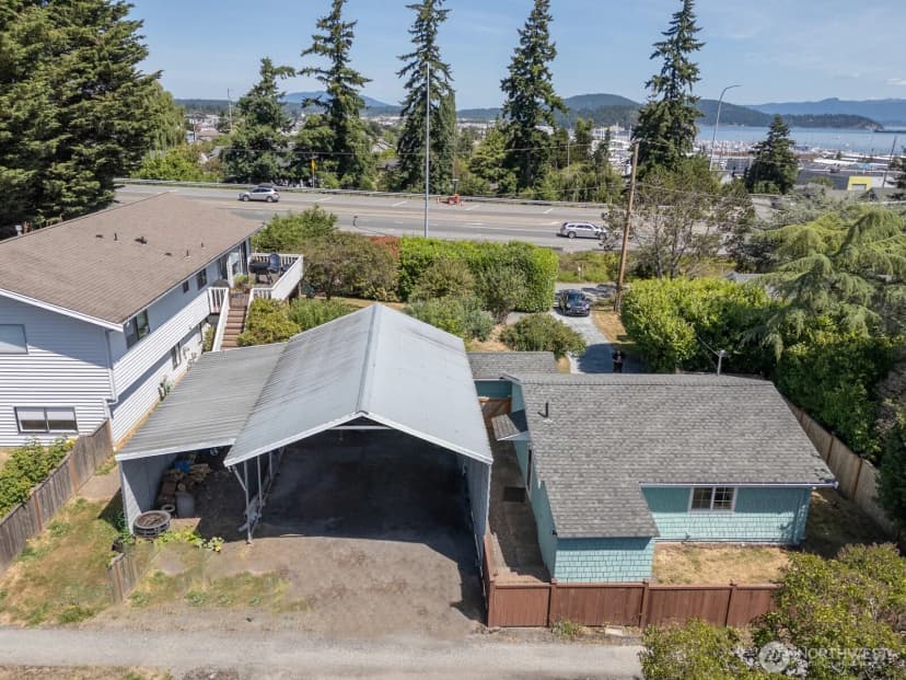 Property photo for 805 36th Street, Anacortes photo 23