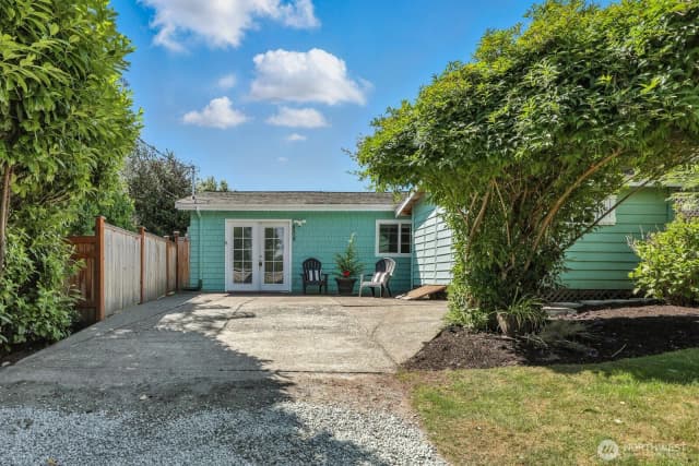 Property photo for 805 36th Street, Anacortes photo 3